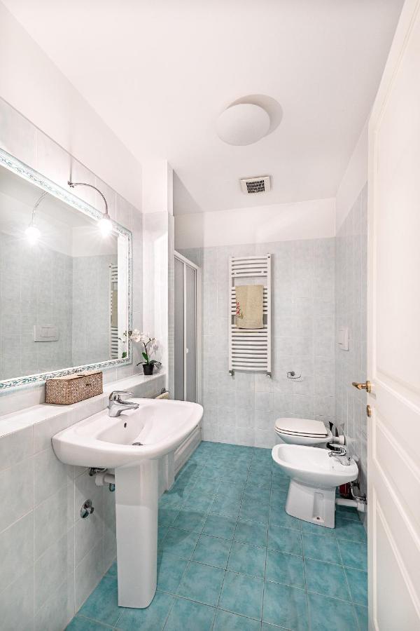 Gaudio Flat Near Ariston Theater By Wonderful Italy Apartment Sanremo Exterior foto