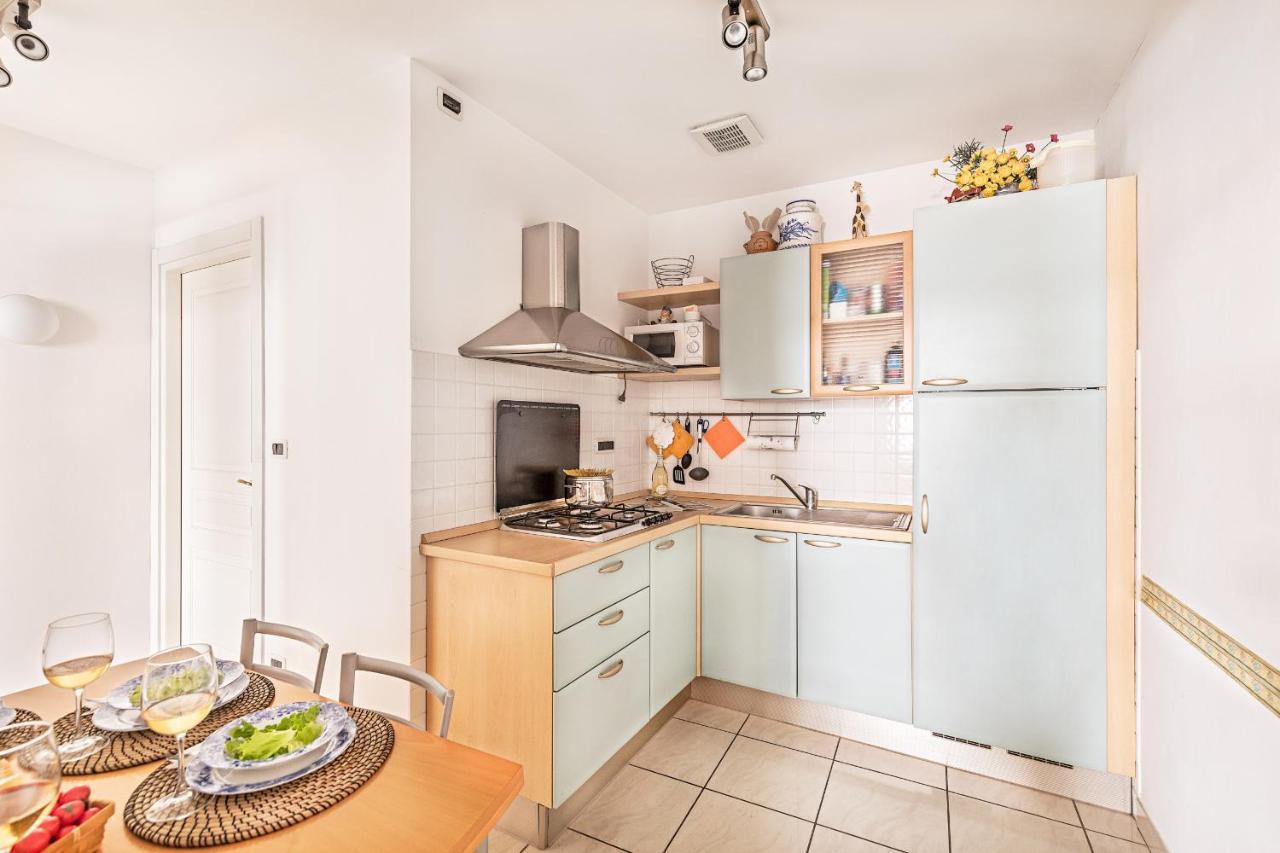 Gaudio Flat Near Ariston Theater By Wonderful Italy Apartment Sanremo Exterior foto